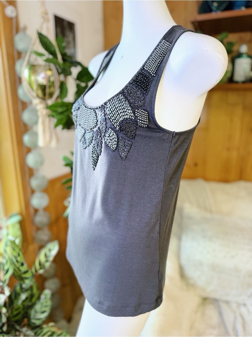 Twenty One Forever 21 Gray Beaded Embellished Racerback Tank Top M Y2K - Picture 5 of 10